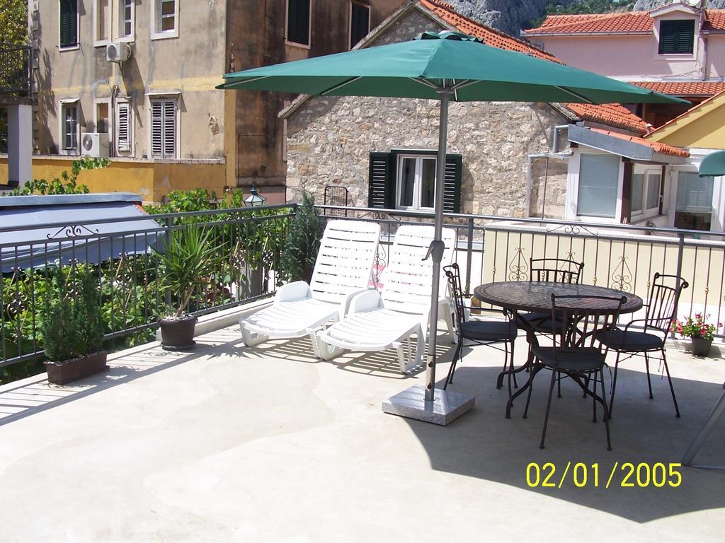 Apartment Romic Omiš Kültér fotó